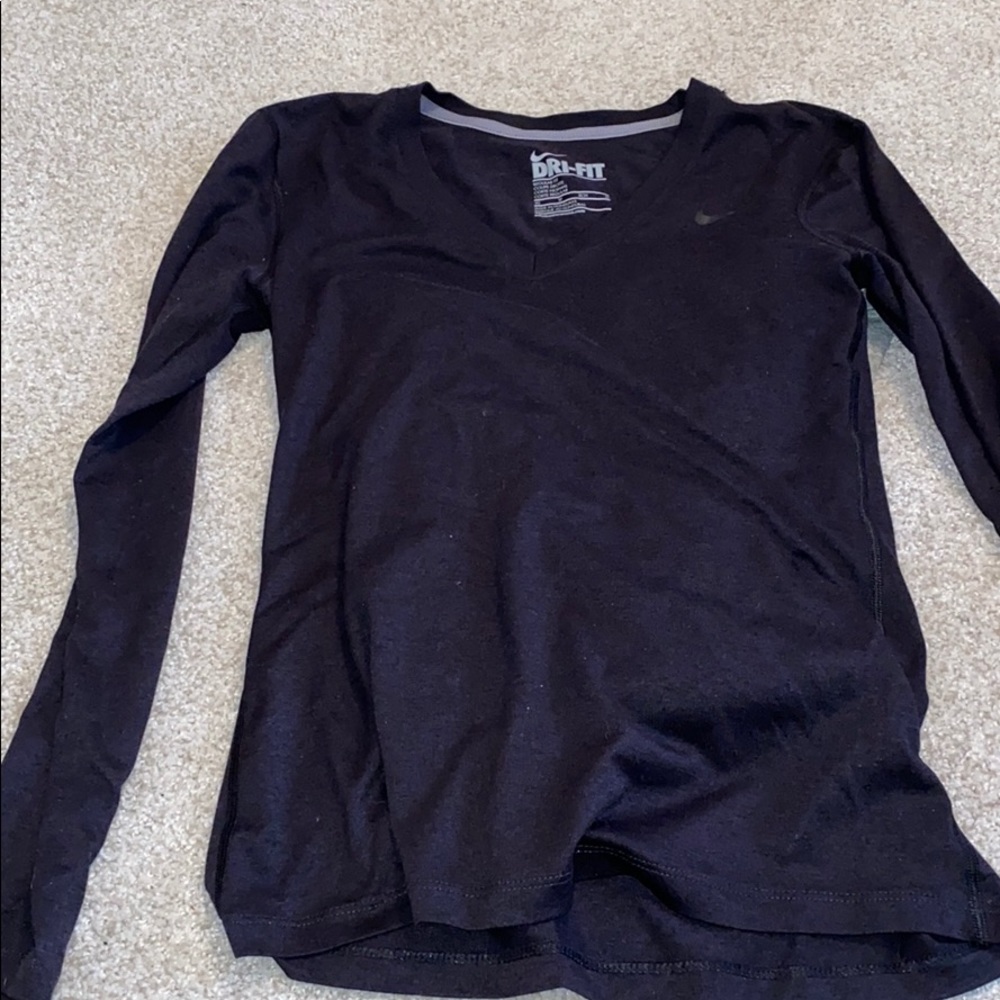 nike like new black long sleeve workout top